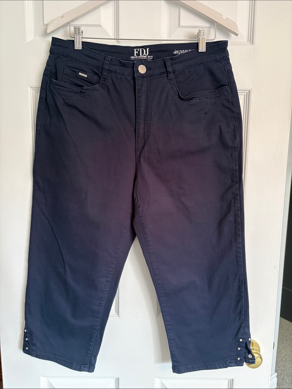 FRENCH DRESSING JEANS ‘Suzanne’ Navy Capri Pants